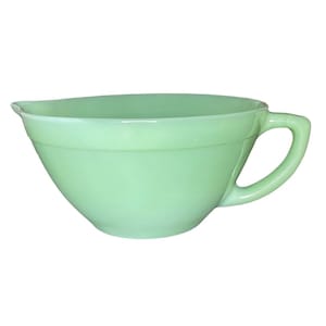 Jadeite Batter Bowl Fire King, Flee Bite On The Inside Lip Above Handle.