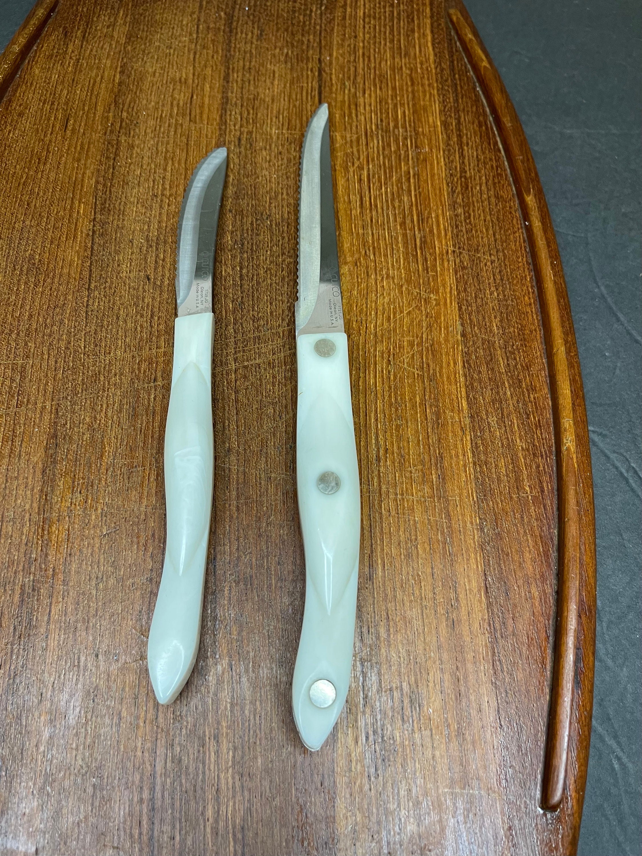 CUTCO Carver - 9-inch Carving Knife 