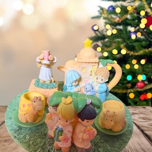 エネスコ　プレシャスモーメント　ヴィンテージ クリスマス 人形セット Mini Nativity Set Precious Moments - Etsy