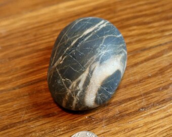 Striped Rock - Polished Rock - Beach Rocks 16