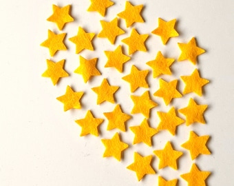 30 yellow or white felt stars for stitching and gluing. 30 die cuts.