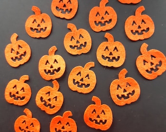 Felt Pumpkin Embellishments: 40% Wool Blend Halloween Crafting (18pc)