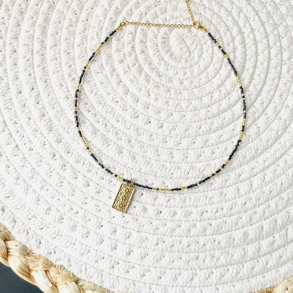 Collier en pierre naturelle bleue mélangée de perles d'eau douce – Le Temple Yogi