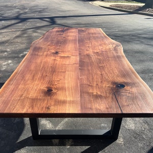 Live Edge Dining Table, Custom Handmade Live Edge Walnut Dining Table, Walnut Dining Table, Solid Wood Dining Table Walnut, Live Edge Table