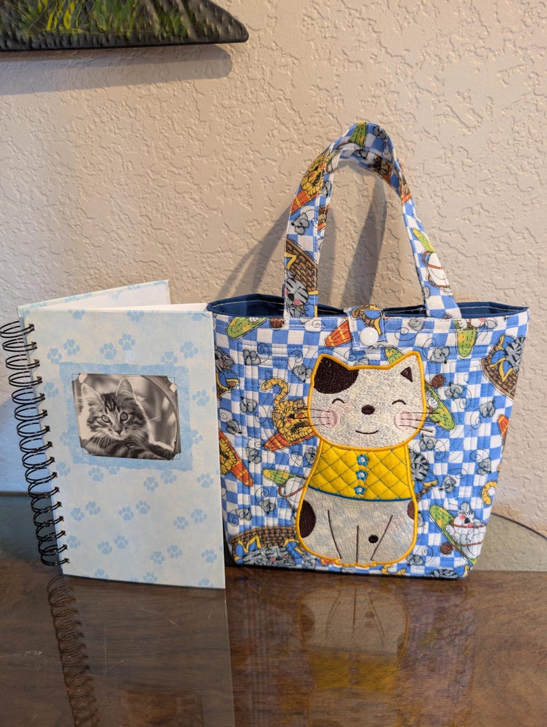 Cat Embroidery, Both a Quilt Square and an Applique. Digital Design ...