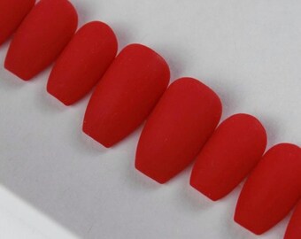 Uñas postizas rojas / Juego de uñas reutilizables pintadas a mano