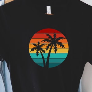 Retro Palm Tree Sunset T-Shirt: Tropical Beach Shirt