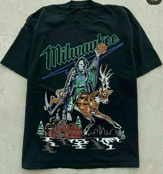 Milwaukee Bucks Shirt – Warren Lotas Milwaukee Bucks Buckrider