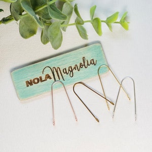 Tapered arches with 3mm bottom loops - sold in 5, 10, 20, or 50 pair