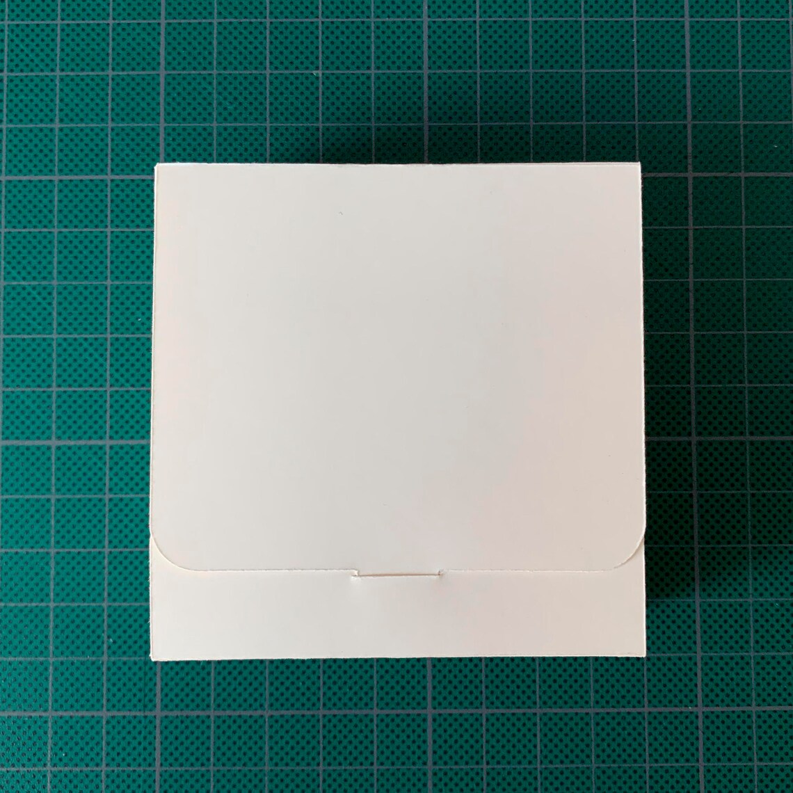 Gift Box Template, No Glue Box, SVG, PDF, 8.5x11, A4, A3 Sheet Instant