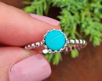 Round Cabochon Turquoise Silver Ring