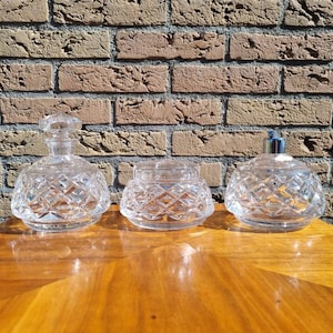 Val Saint Lambert, Art Deco vanity toilet set, King Edward pattern, lead crystal