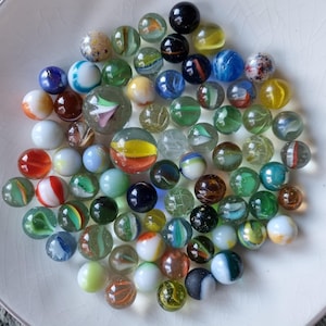 various marbles, ± 400 grams, vintage
