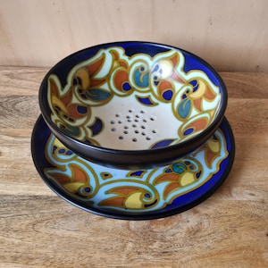 antique 1930s Dutch earthenware matt glaze fruit dish, Zenith Gouda, decor Rhythme