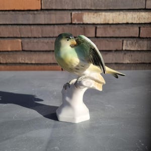 Antique porcelain Volkstedt Germany green bird figurine 4.3 inch