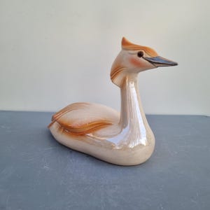 Art Deco porcelain large bird statue, Grebe, 1930s, Portuguese Fayence
