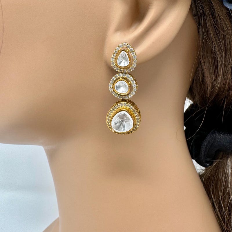 Kundan Chand Earrings With Kundan Ear Chains