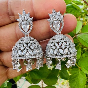 American Diamond Jhumki Ohrringe: Indischer Silberschmuck