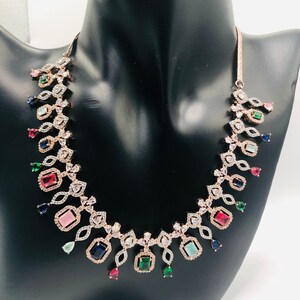 CZ Diamant Braut Halskette Set: Multi-Color AD Stone indischen Schmuck