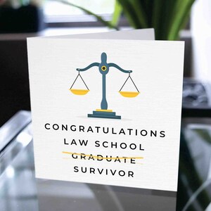 Tarjeta de graduación de la facultad de derecho, tarjeta de felicitación para la graduación, felicitaciones por la tarjeta de graduación, tarjeta de graduación de abogado