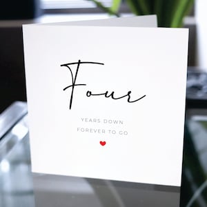 Tarjeta del cuarto aniversario, cuatro años para siempre, regalo del 4º aniversario, tarjeta para novio, tarjeta para novia, tarjeta del 4º aniversario