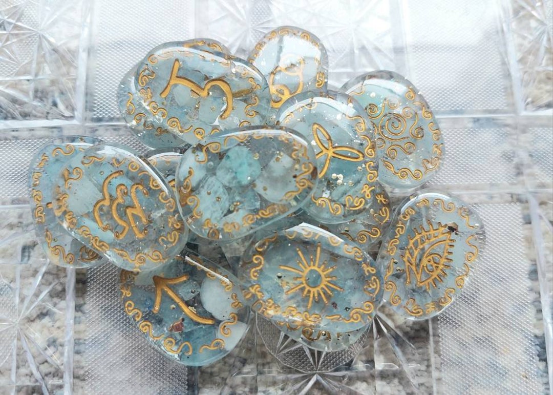 Witches Rune Crystals Aquamarine Crystal Witches Rune Set With Velvet Carrying Bag - Etsy