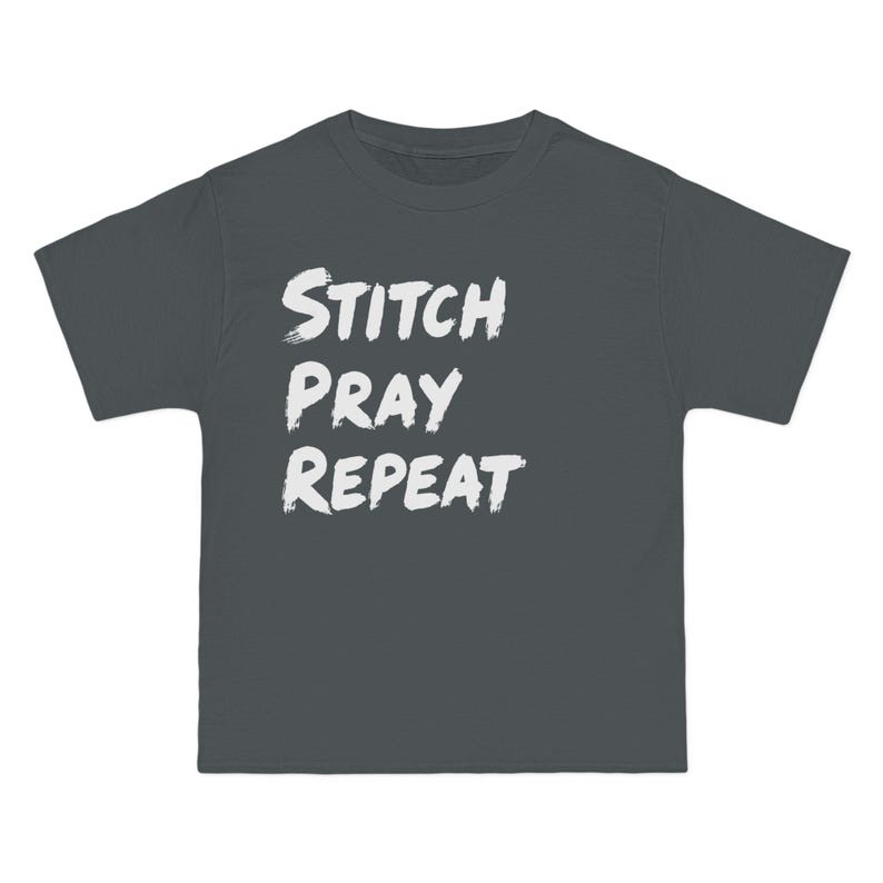 Camiseta "Stitch Pray Repeat" / Camiseta para tejedores / Regalo para crocheteros imagen 13