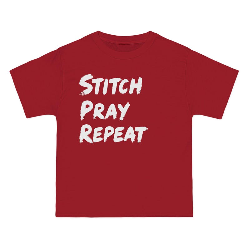 Camiseta "Stitch Pray Repeat" / Camiseta para tejedores / Regalo para crocheteros imagen 16