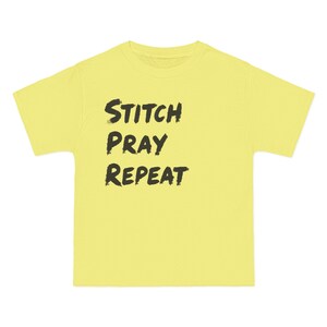 Camiseta "Stitch Pray Repeat" / Camiseta para tejedores / Regalo para crocheteros imagen 6