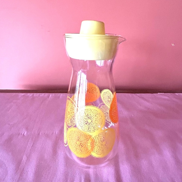 Vintage Pyrex Glass Carafe/Jug With Orange/Lemon Slices and Lid Collectible Kitchenware Kitchen Decor
