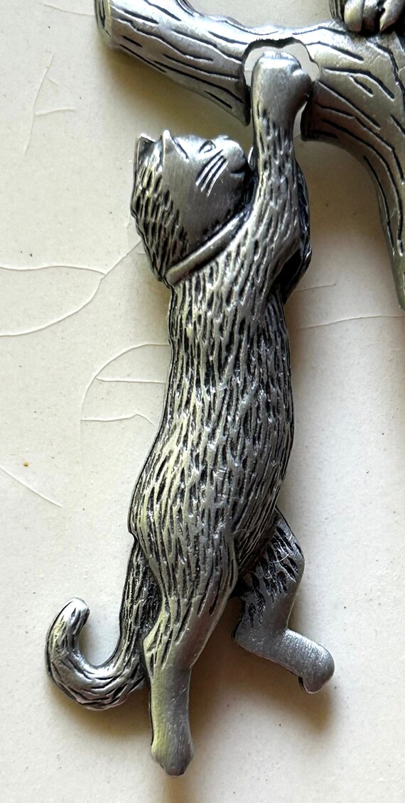 Pewter Cat Hanging From Tree Branch/Squirrel in T… - image 4