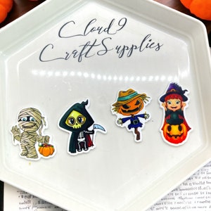 Flatback Planar Resin, Halloween Planar, Scarecrow, Mummy, Witch, Reaper resin, Halloween resin, sunnies charms, Badge reels, Embellishment