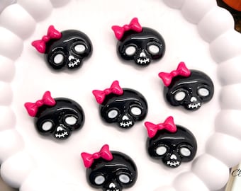 Kawaii Skulls, Cute Nail art, Flatback Cabochon Resin, Halloween Skulls, Charms, Sunnies, Cabs, Sugar Skulls