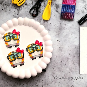 Planar Resin flatback- Yellow school bus, back to school, magic school bus, Embellishment- Cabochon - Hair Bow Center-badge reels