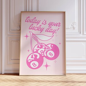 Das Glück ist rosa pinkes Plakat, rosa Plakat, Kokette Raumdeko ästhetisches Plakat Retro Druck, Affirmationskunst rosa Plakat