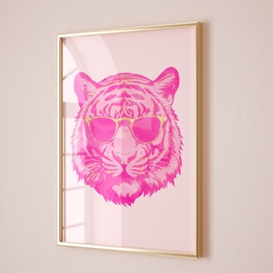 funky tigre impresión preppy habitación decoración cartel rosa estético, arte de la pared rosa decoración de apartamentos de moda, decoración del dormitorio universitario preppy imprimir cartel