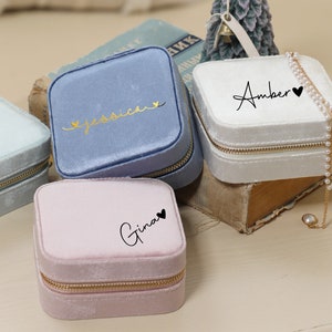 Personalized velvet jewelry case, Custom Travel Box, Jewerly Storage Box, Bridesmaid Proposal, Gift for Her, Birthday Gifts, Christmas Gift