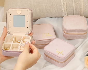 Custom velvet jewelry box, Personalized velvet jewelry case, Travel jewelry box, Jewelry storage Box, Bridesmaid gift, Mother's day gift