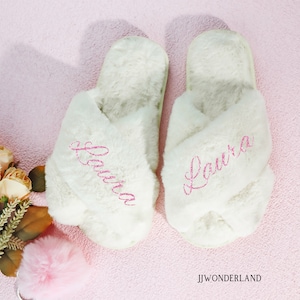 Personalized Slipper, Fluffy Slippers, Fluffy White Slipper, Knit Slippers, Fluffy Bridesmaid Slippers, Valentine’s Day gift, Gifts for Her