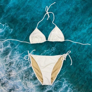 Y2K Deadstock Australian Made White Triangle String Bikini Two Piece Swimsuit
