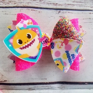 Girls Hair Bow, Shark Hot Pink Bow, Sea theme Bow, Baby bow, Glitter Bow Headband