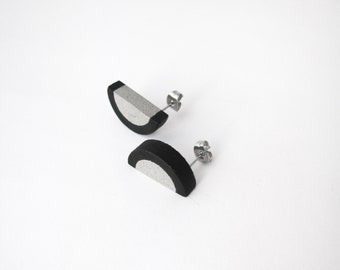 Geometric earrings in cement and nickel free stainless steel. Minimal earrings painted in black. Single piece