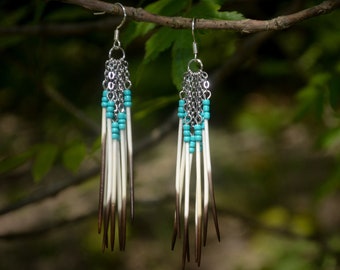 Véritables boucles d'oreilles pendantes avec plume de porc-épic et perles de rocaille, turquoise, bleu sarcelle, super légères, faites main, argent sterling