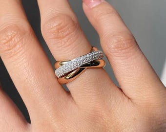 Criss-Cross Round Cut Moissanite Diamond Ring, Women's Engagement Ring, Crossover Shank 10k Gold Wedding Ring, Christmas Gift Ring For Her