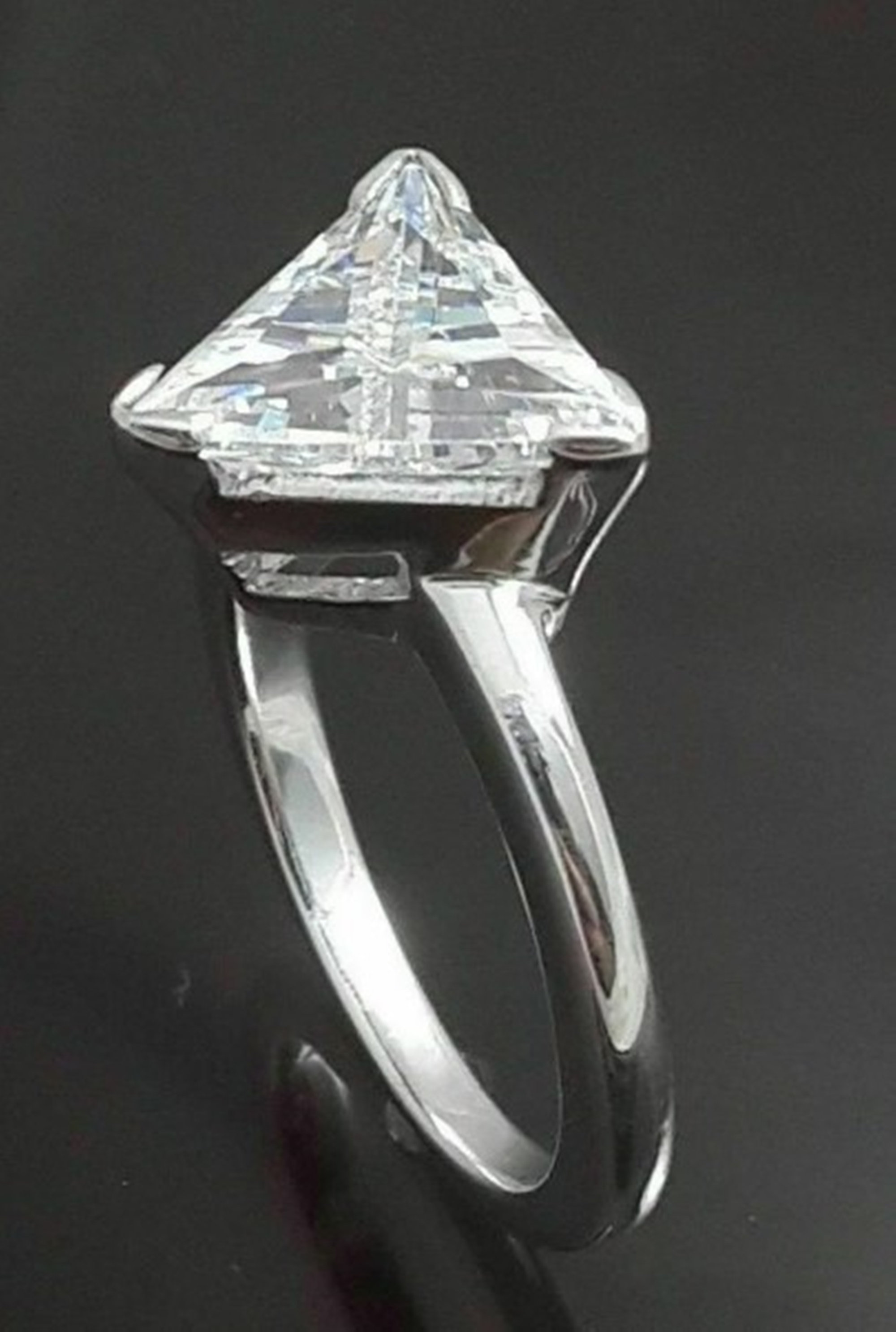 Classic Solitaire Wedding Ring, 11MM Triangle Cut Diamond Solitaire ...