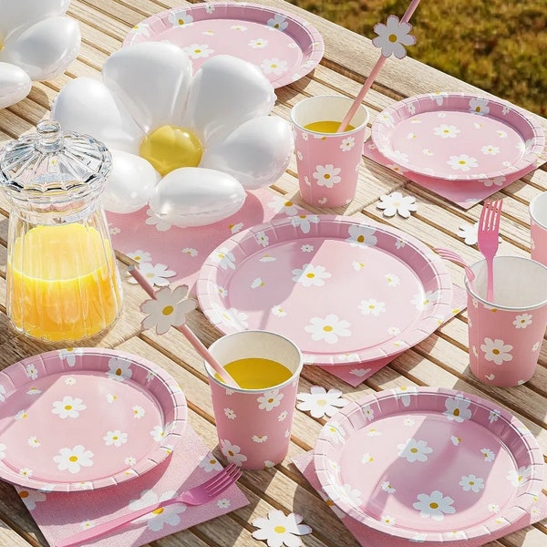 96pcs Daisy Birthday Party Tableware, Daisy Themed Birthday Decor, Pink Party Supplies, Girls Birthday Party Decor, Daisy Paper Plates Set