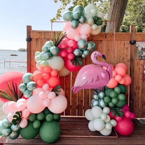 142-Piece Tropical Flamingo Balloon Garland Kit - Hawaii Luau Party Decorations