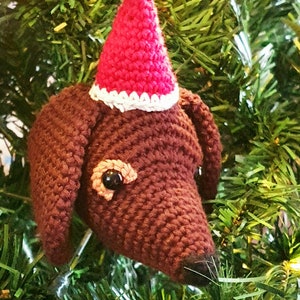 Crochet Dachshund sausage dog hanging Christmas decoration pattern PDF download | Dachshund crochet pattern | crochet dachshund pattern