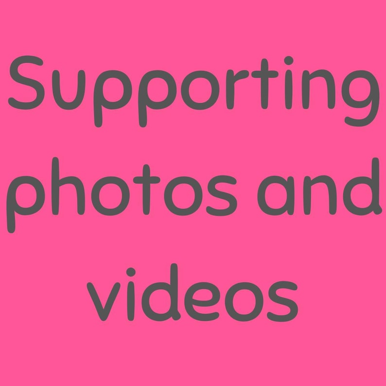 Op de afbeelding: Tekst op een roze achtergrond die "Supporting photos and videos" luidt.