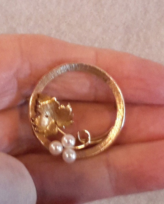 KREMENTZ Pearl Floral Pin, 22K Gold Plated, 1 1/2… - image 3